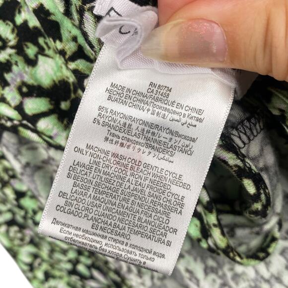 BCBGeneration Green Black Ditsy Floral Crossback Sundress SZ L - Picture 8 of 9